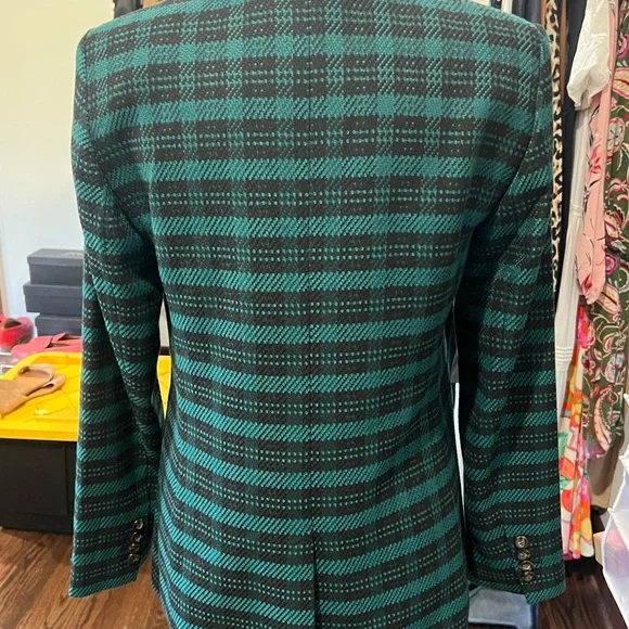 Ann Taylor The Notched One-Button Blazer in Plaid Ponderosa Pine 4 - Picture 2 of 8